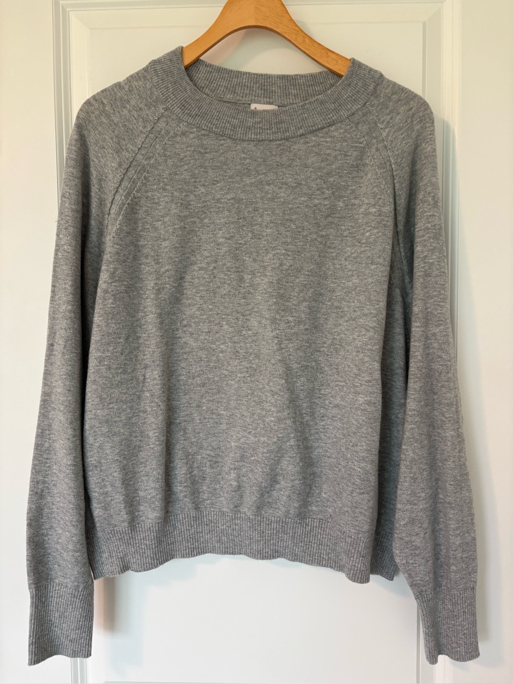 A new day Gray crew neck Sweater - large